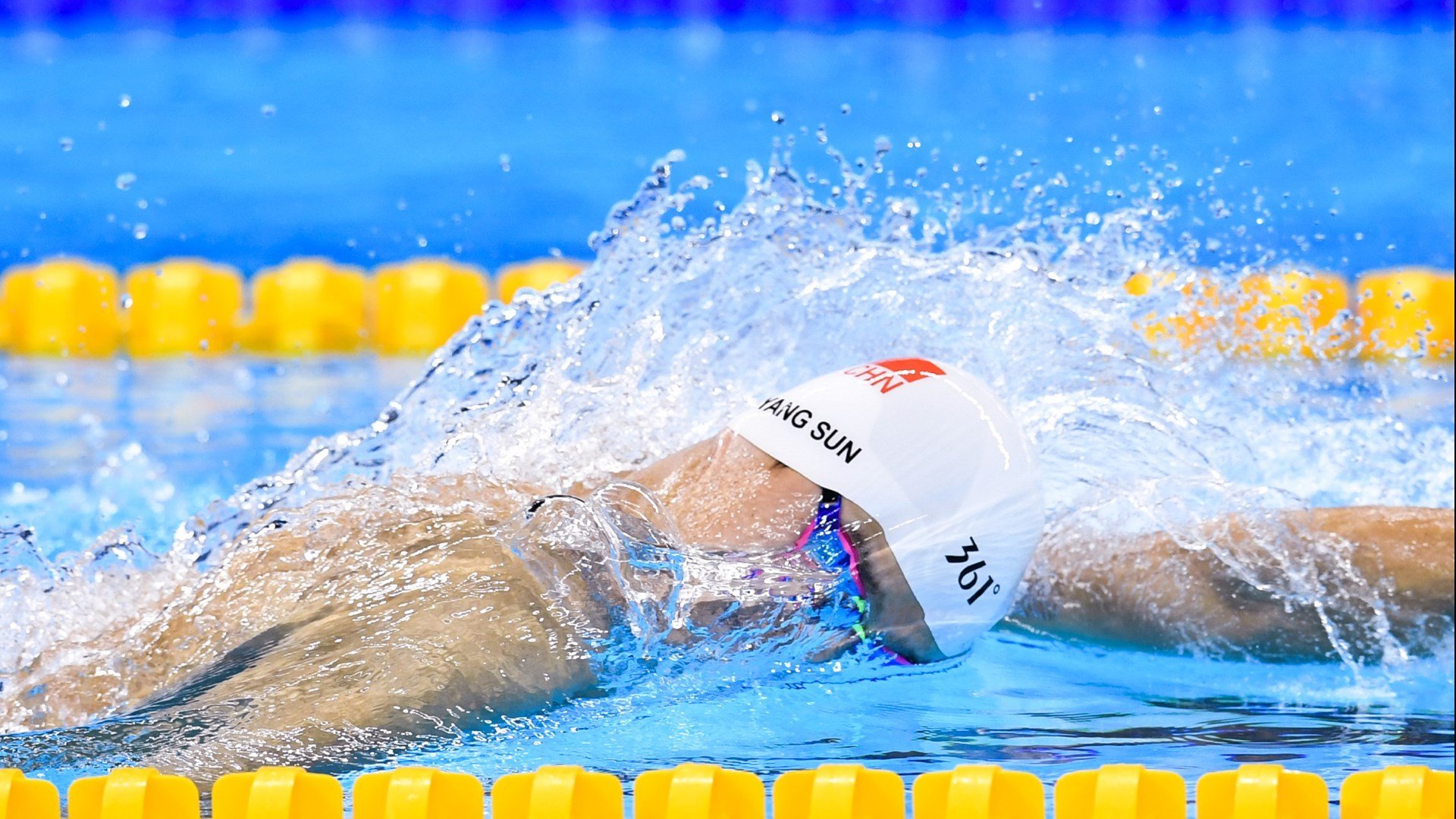 印尼组合横扫对手,男双配合默契,印尼男双选手