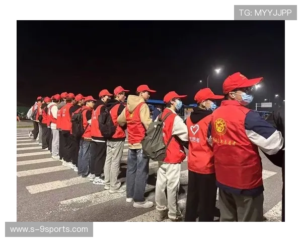 赛场志愿者招募人数创历史新高反映公众参与热情，大型赛会志愿者招募