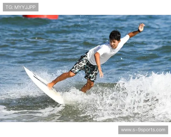 冲浪职业联赛引入环保机制，选手展现社会责任